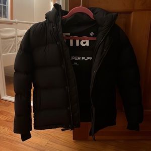 Black Aritzia Superpuff